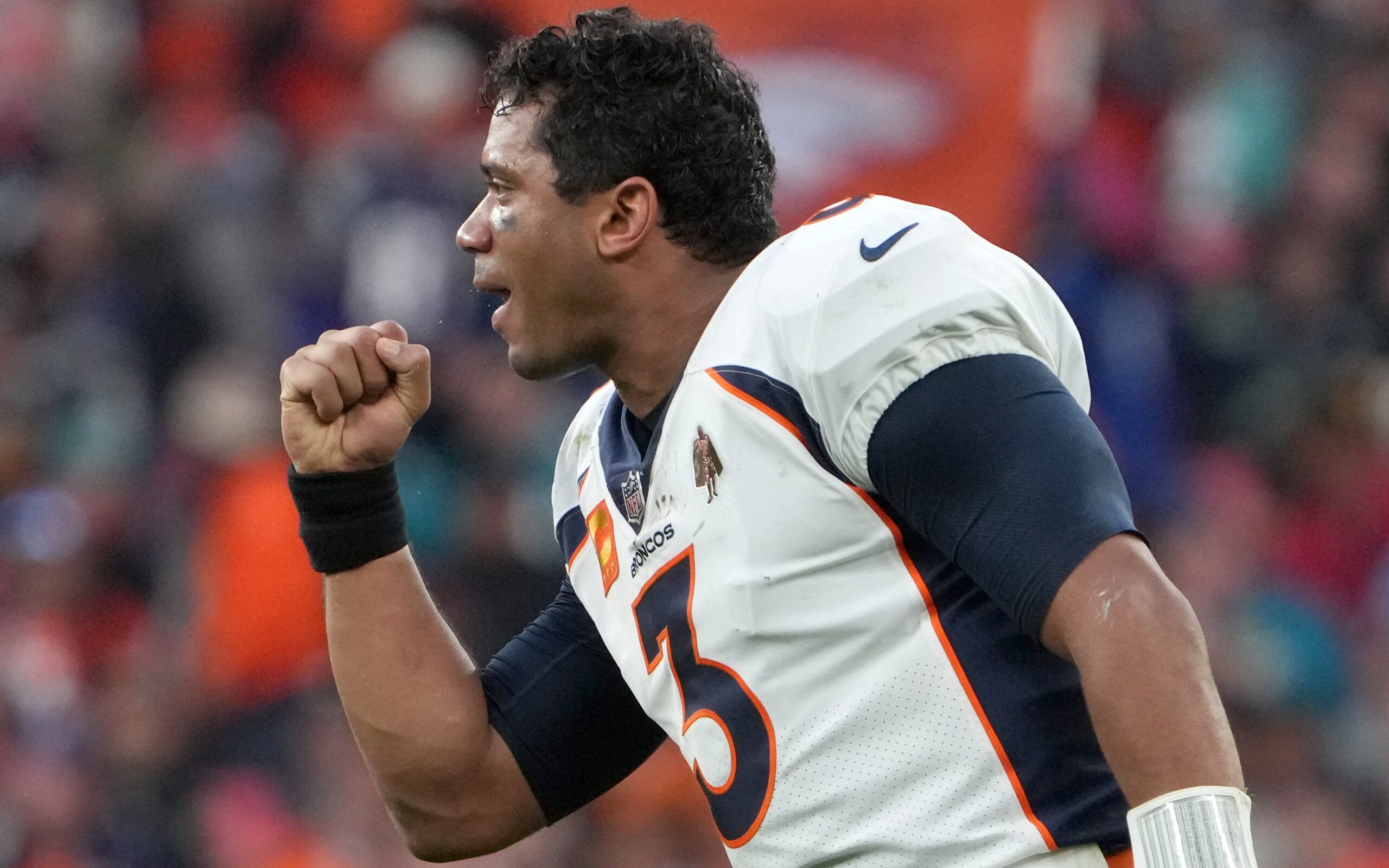 Russell Wilson will start for Broncos against Jaguars in London