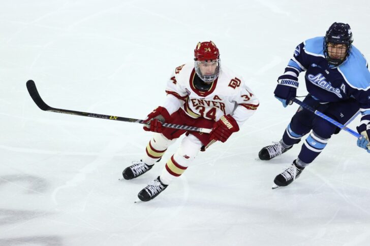 Boston College hockey player goes viral, with an assist to Justin