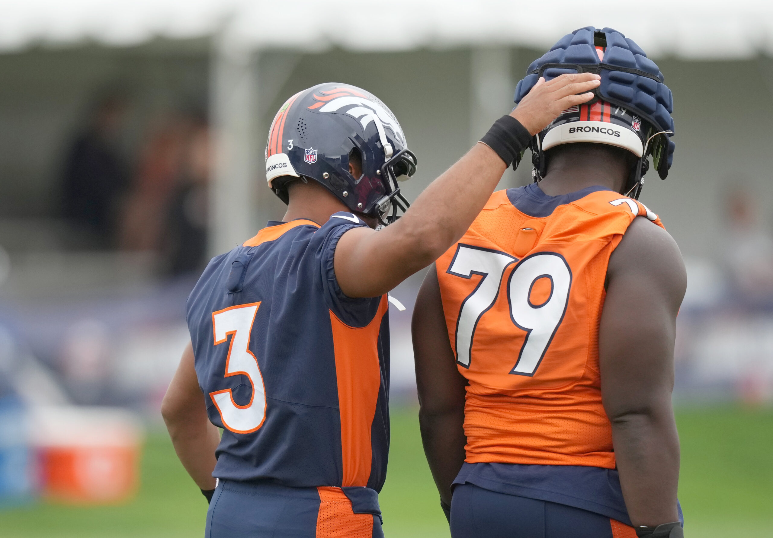 Will Lloyd Cushenberry have his best season for the Denver Broncos, Broncos  Camp Preview