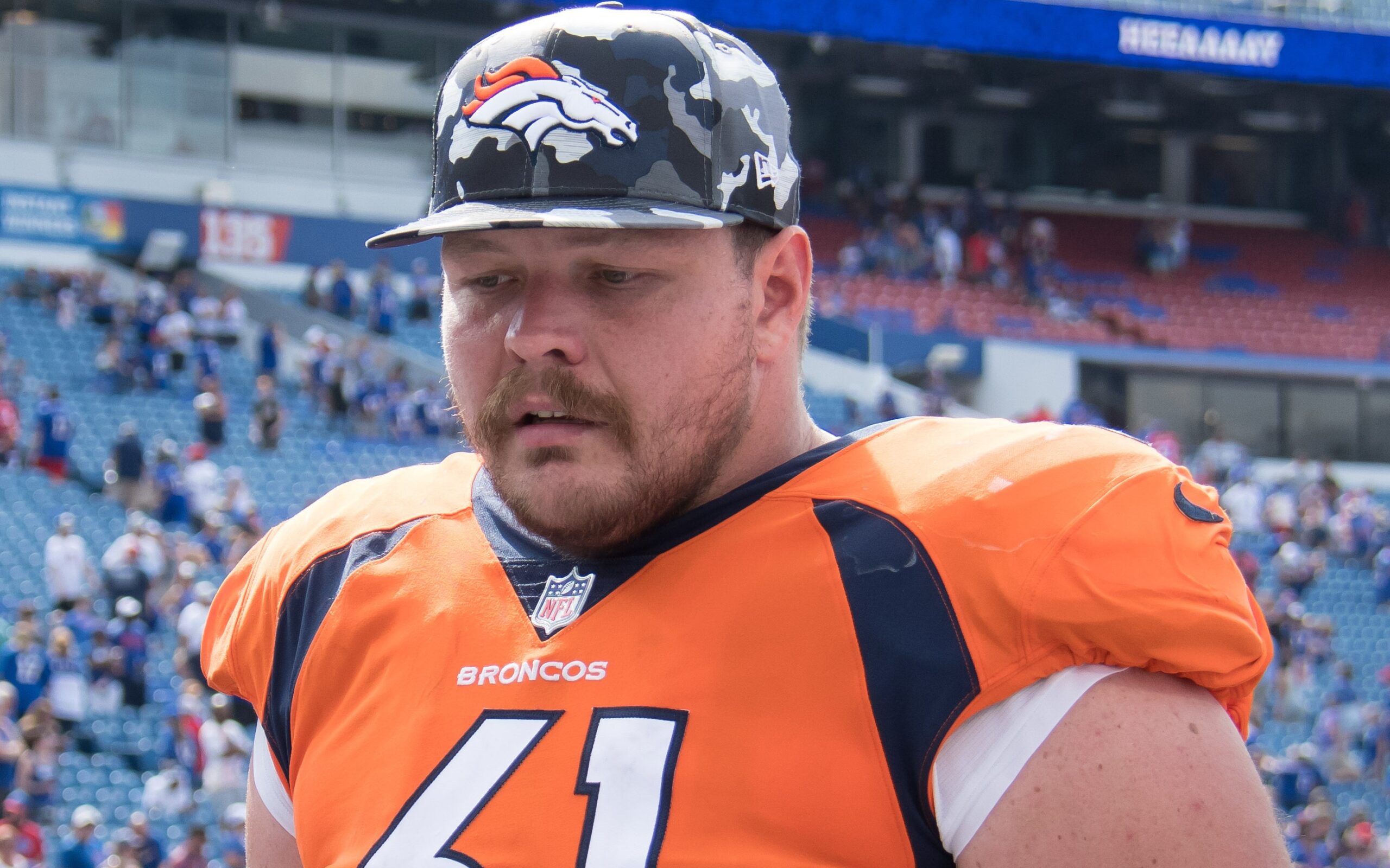 Signing Graham Glasgow gives the Lions options on the offensive line