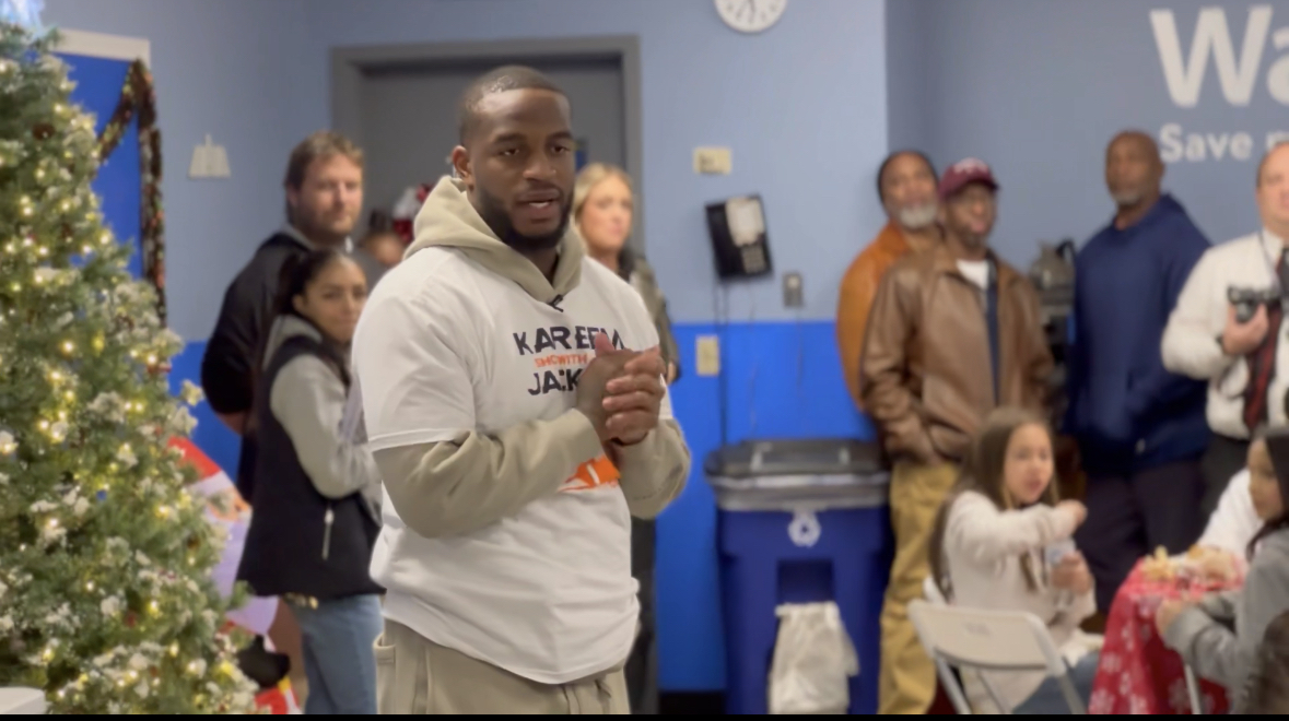 Kids go on a shopping spree with Denver Broncos players