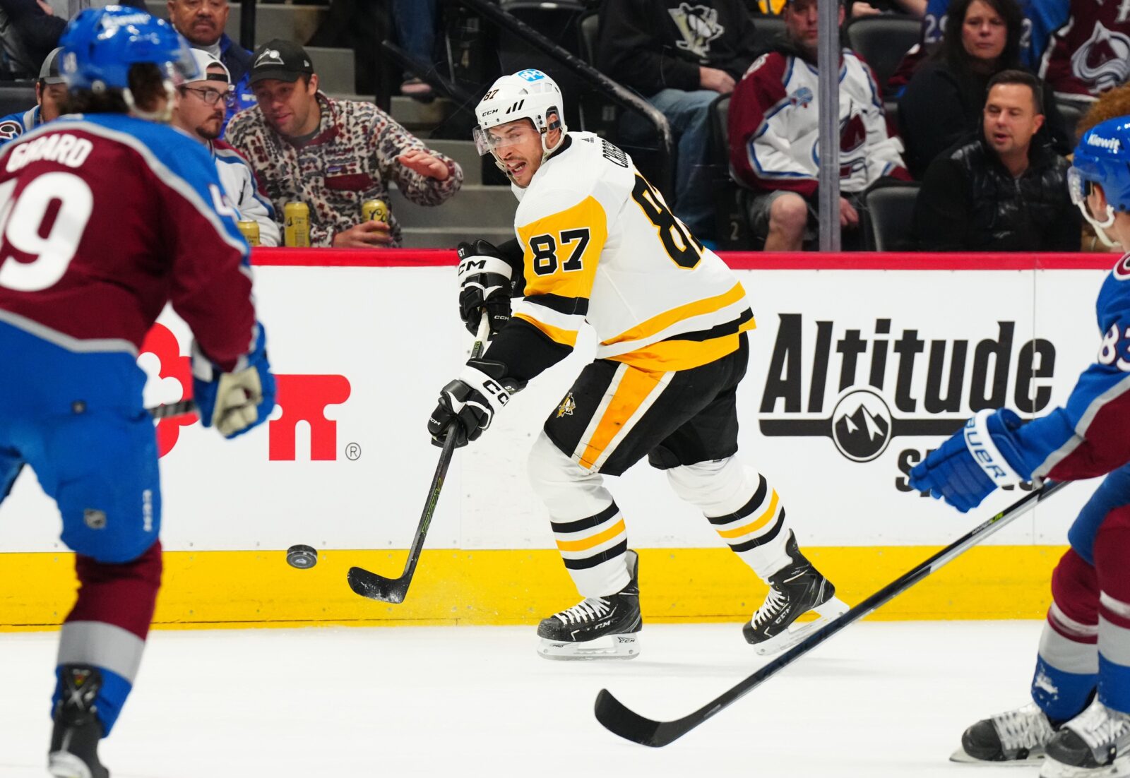 Recap: Avalanche can't score enough as Central Division falls 7-5 - Mile  High Hockey