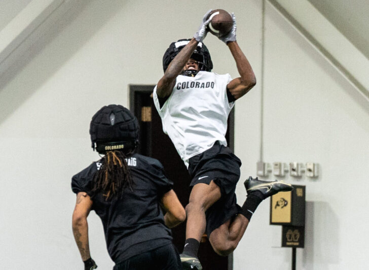 CU Buffs WR Travis Hunter makes an impressive catch during Colorado Buffaloes spring practice.