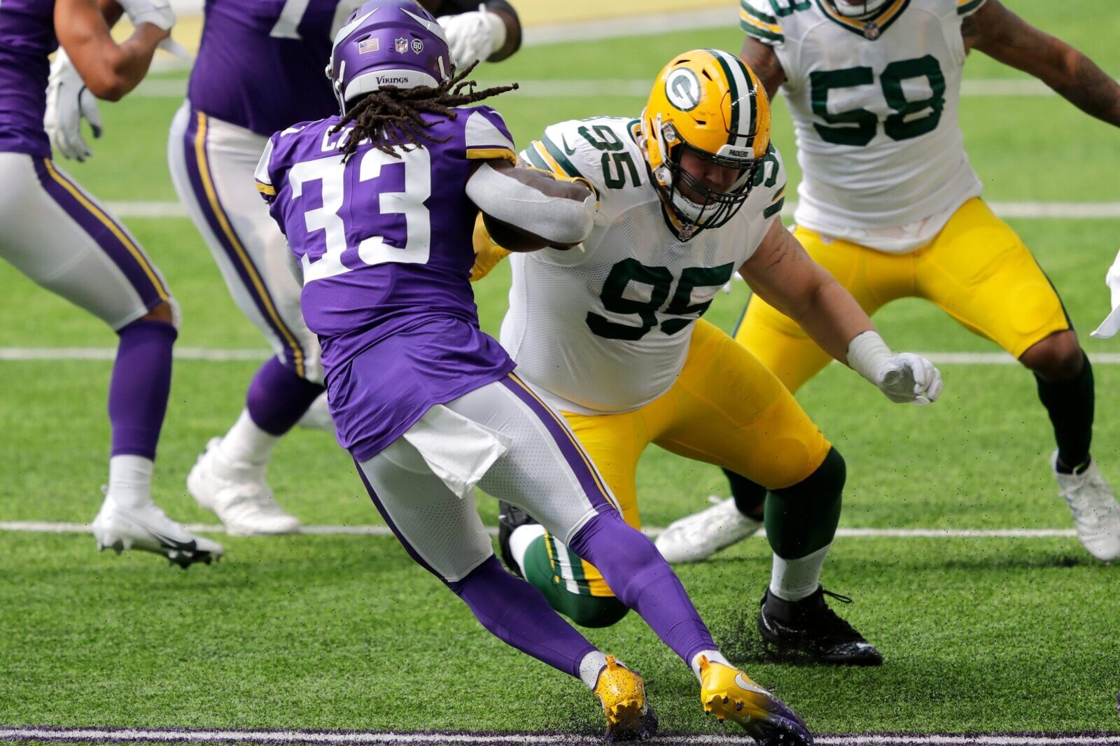 Denver Broncos add former Packers nose tackle Tyler Lancaster to roster