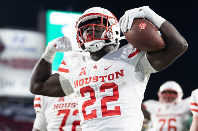 Houston Cougars running back (and Coach Prime target) Alton McCaskill (22) reacts after scoring a touchdown during the second half against the South Florida Bulls at Raymond James Stadium.