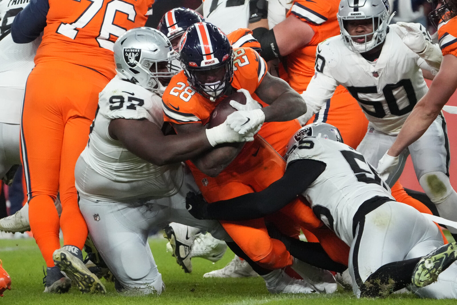 Las Vegas Raiders vs Denver Broncos - November 20, 2022