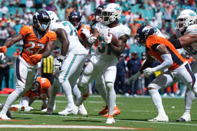 Syndication: Palm Beach Post: Denver Broncos vs. Miami Dolphins