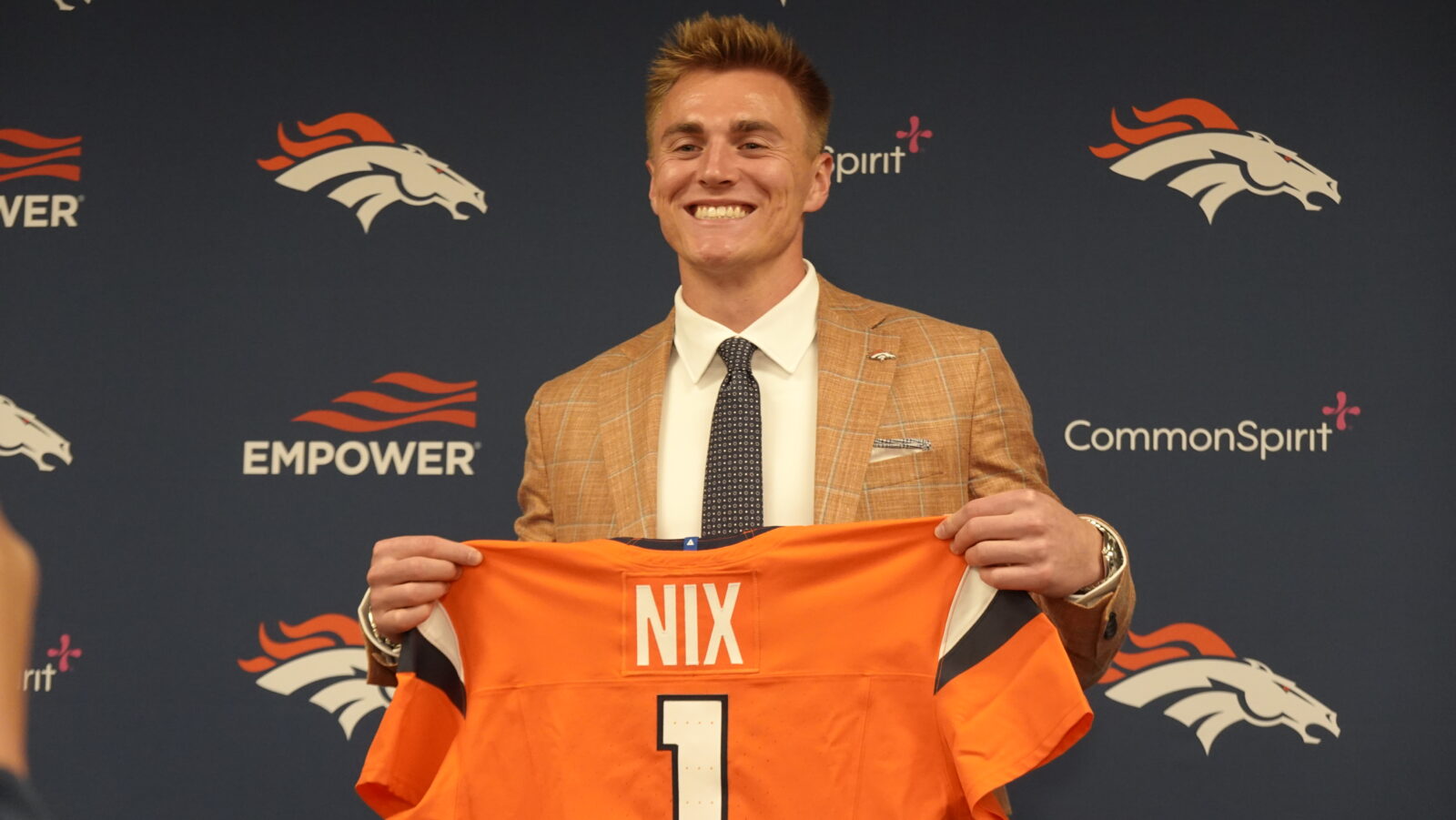 Bo Nix Eager To Help Broncos Play At A High Level, Win Games - Mile ...