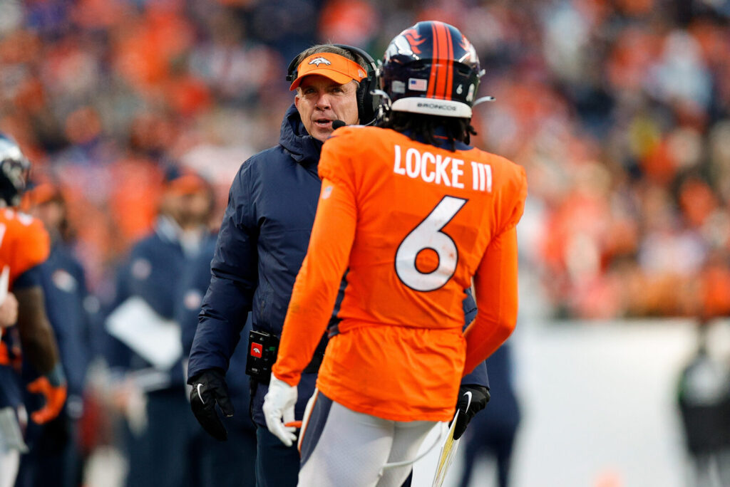 Broncos S P.J. Locke Quietly Underwent Offseason Back Surgery