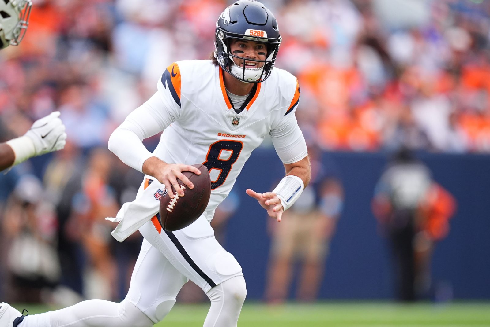 Denver Broncos re-sign QB Jarrett Stidham ahead of NFL Free Agency
