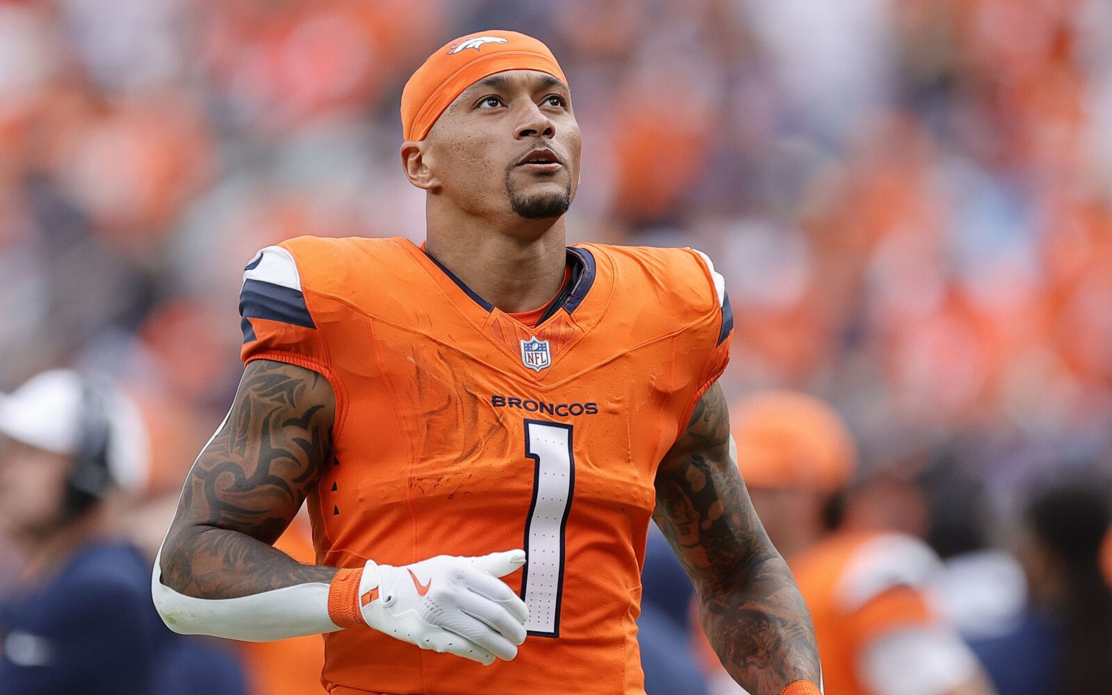 Denver Broncos gamble on injured veterans Dre Greenlaw, Evan Engram not paying off