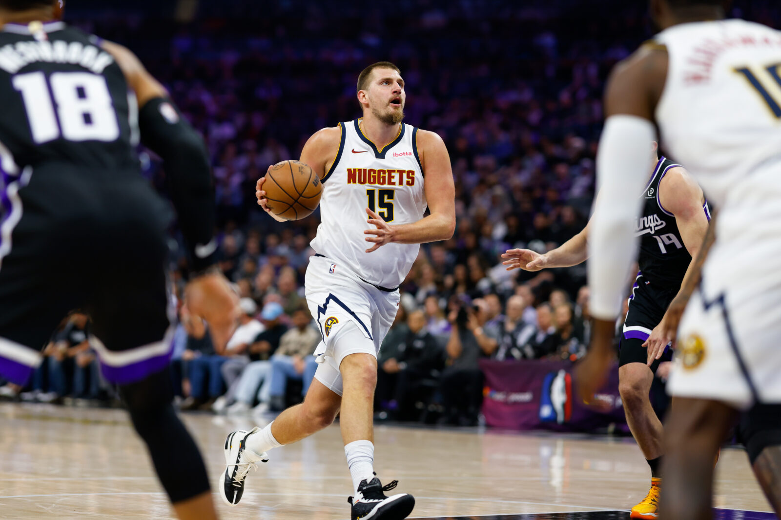 Jokic and Murray go to work in impressive win vs Sacramento Kings